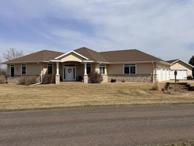 House for sale in Milbank, South Dakota