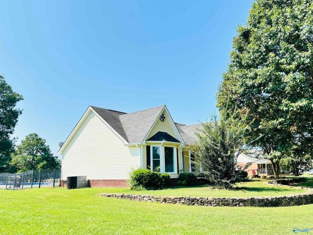 House for sale in Moulton, Lawrence County