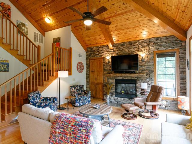 Condo for sale in Yancey, North Carolina