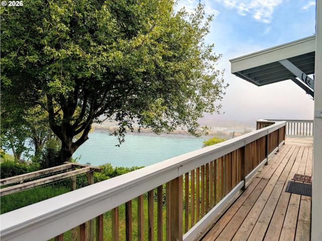 Condo for sale in Oregonia