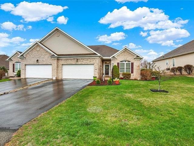 Condo for sale in Latrobe, Pennsylvania