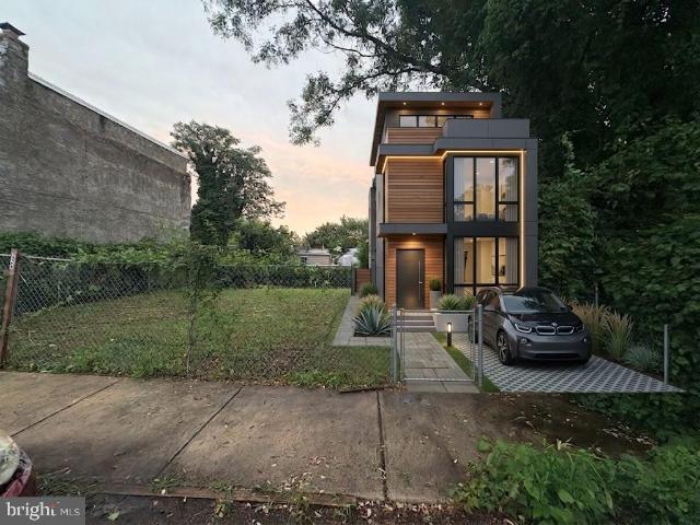 Land for sale in Philadelphia, Pennsylvania