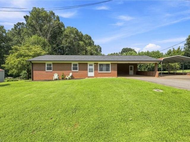 House for sale in Millers Creek, North Carolina