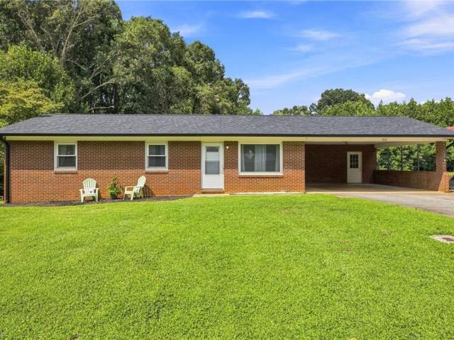 House for sale in Millers Creek, North Carolina