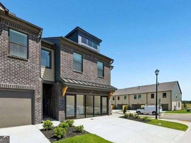 Townhouse for sale in Hoschton, Jackson County