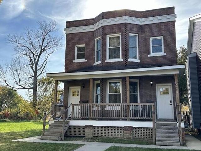 Duplex for rent in Detroit