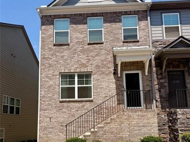 Townhouse for sale in Red Oak, Georgia