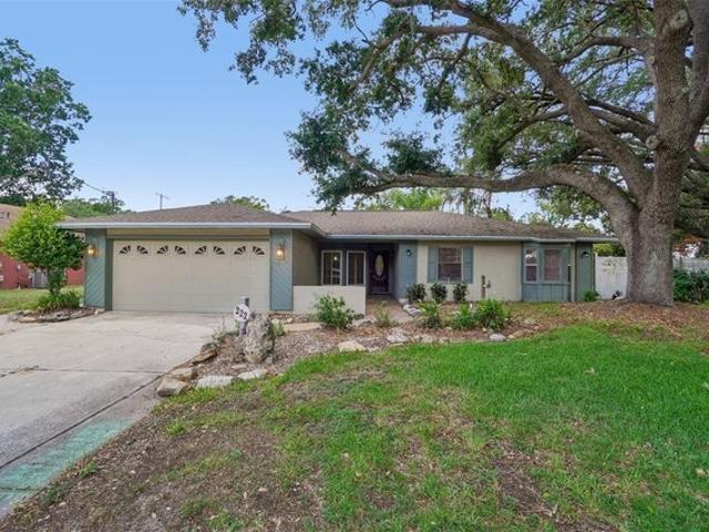 House for sale in Auburndale, Florida