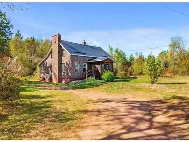 House for sale in Coal Creek, New Brunswick