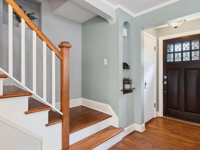 House for sale in La Grange, Illinois