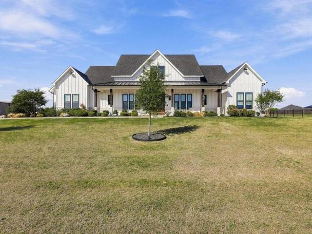 House for sale in Van Alstyne, Grayson County