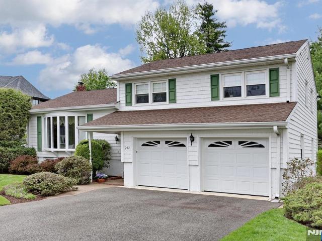 House for sale in Oradell, New Jersey