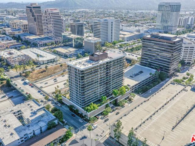Condo for sale in Glendale City Center, Glendale