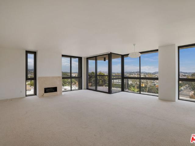 Condo for sale in Glendale, California