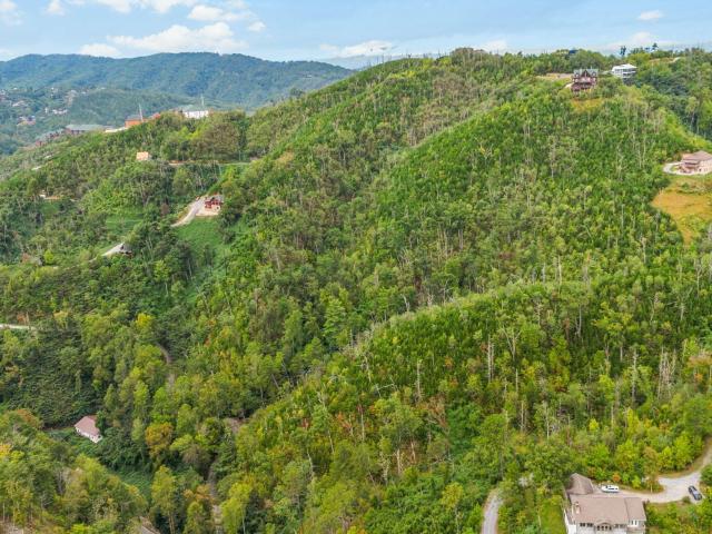 Land for sale in Gatlinburg, East Tennessee