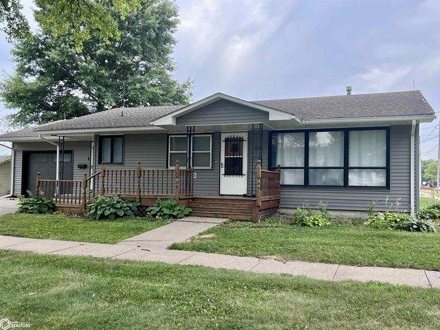 House for sale in Clarinda, Iowa