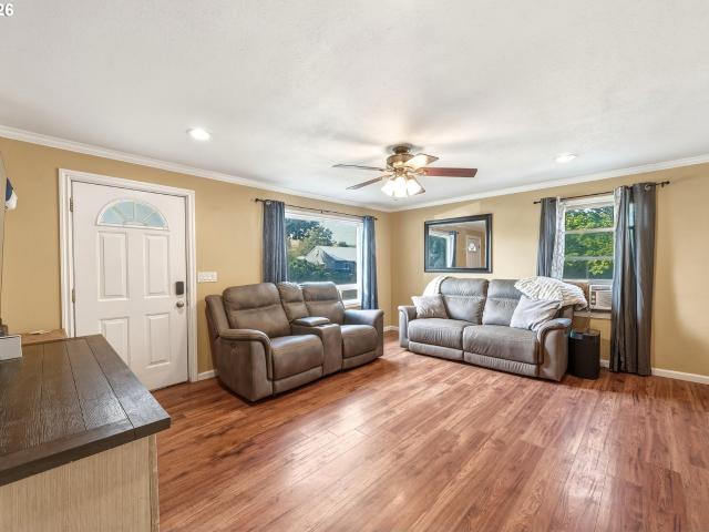 House for sale in Freewater, Milton-Freewater