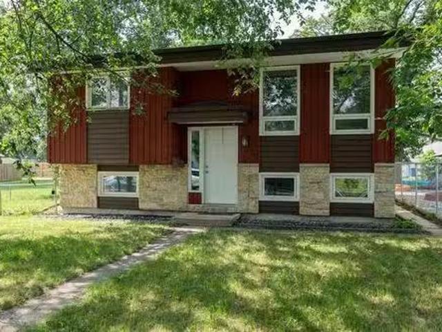 House for sale in East St. Paul, Manitoba