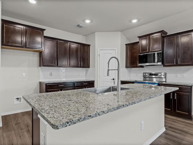 House for sale in Taylor, Williamson County