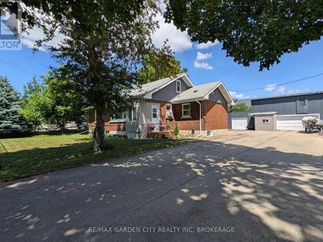 House for sale in Niagara, Ontario