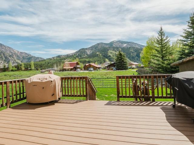 House for sale in Alpine House for sale in Alpine