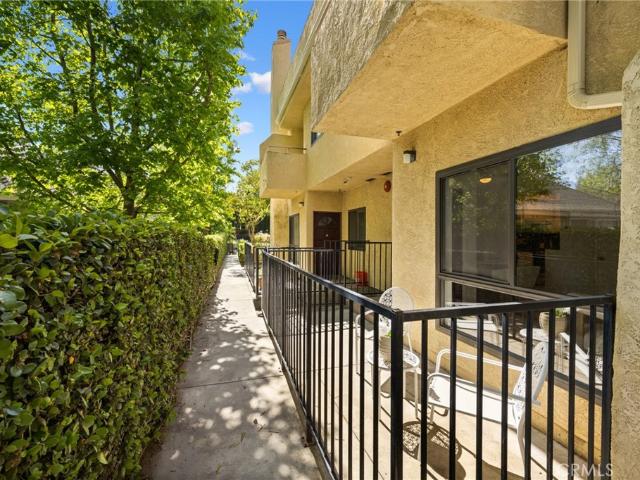 Townhouse for sale in Pasadena