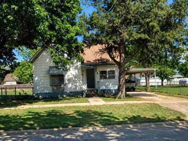 House for sale in Hobart, Oklahoma