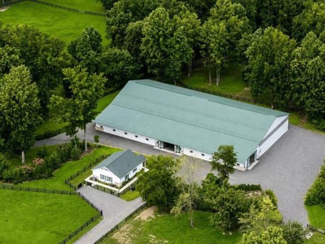 House for sale in Gibsonton, Maryland