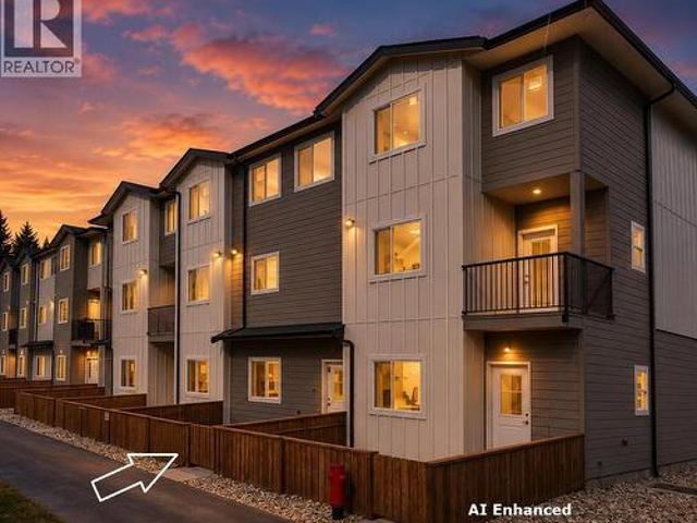 House for sale in Sicamous, British Columbia