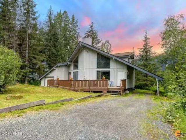 House for rent in Girdwood