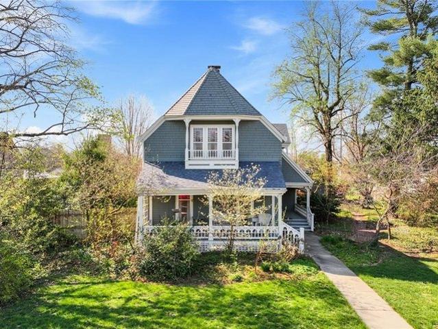 House for sale in Warrensburg, Missouri