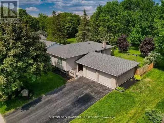 House for sale in Barrie, Central Ontario
