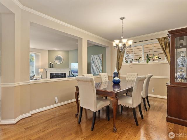 House for sale in Highland Parc Townhomes, Sammamish