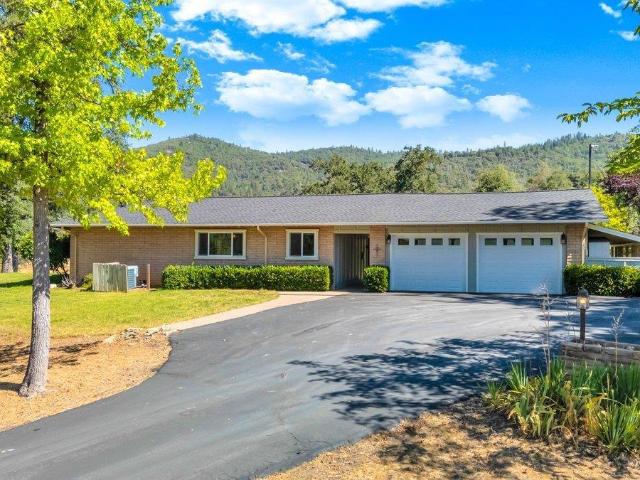 House for sale in Sonora, California