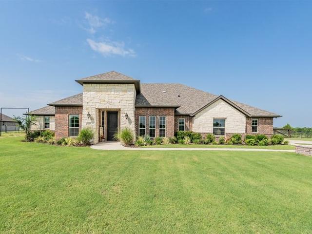 House for sale in Wise, Texas
