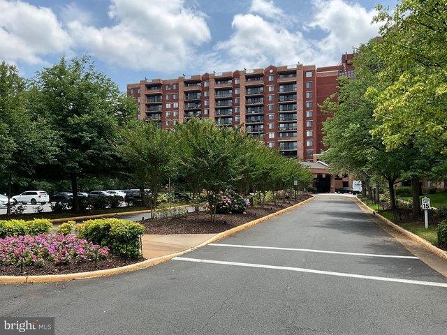 Condo for sale in Virginia