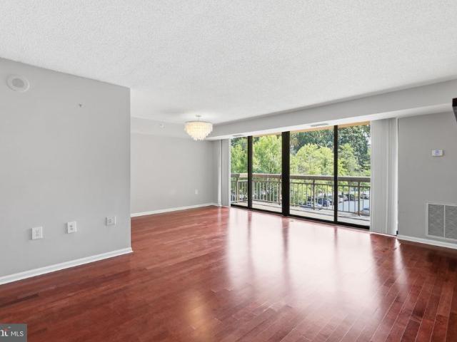 Condo for sale in Virginia