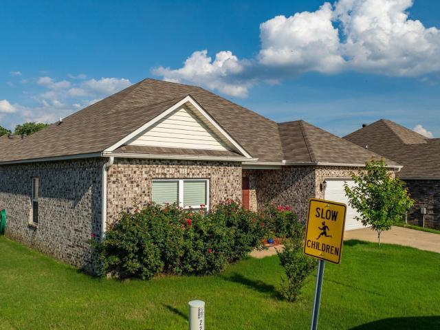 House for sale in Ark