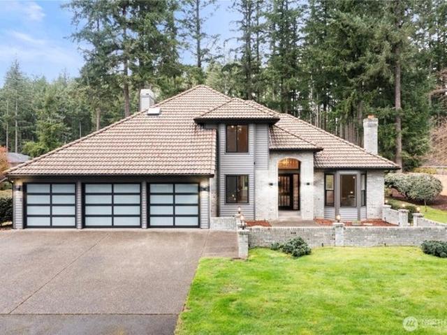 House for sale in Black Diamond, Washington