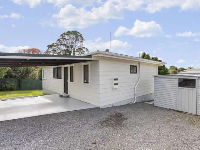 House for sale in Wairau Valley
