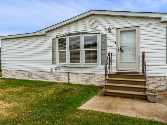 House for sale in Four Seasons Mobile Home Park, Belvidere