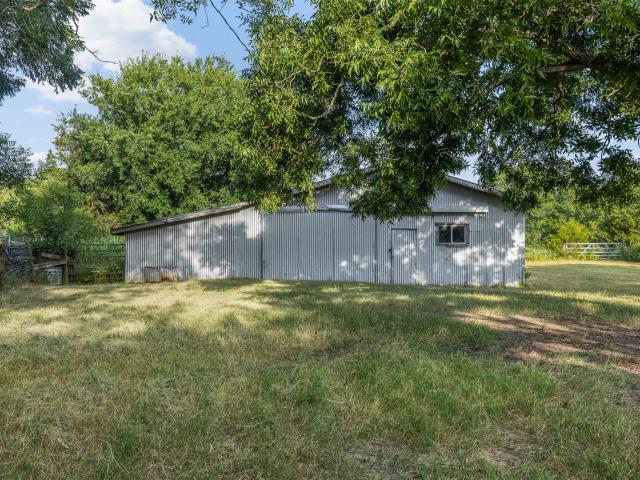 Farm for sale in Schulenburg, Fayette County