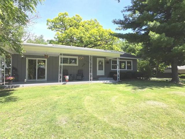 House for sale in Lake Villa, Illinois
