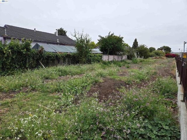 Land for sale in Hayward, California