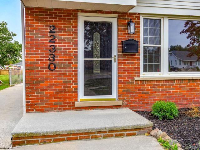House for sale in Saint Clair Shores, Macomb County