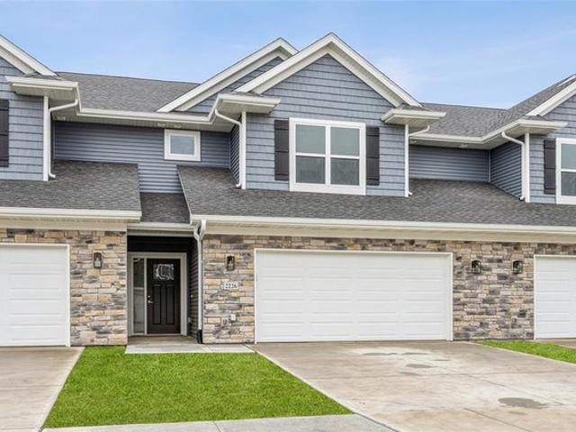 Townhouse for sale in The Preserve, North Liberty