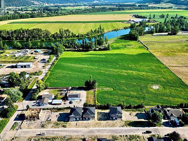 Land for sale in British Columbia