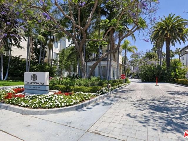Condo for sale in Irvine, California