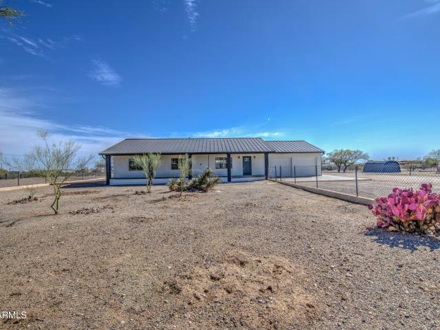 House for sale in Wittmann House for sale in Wittmann