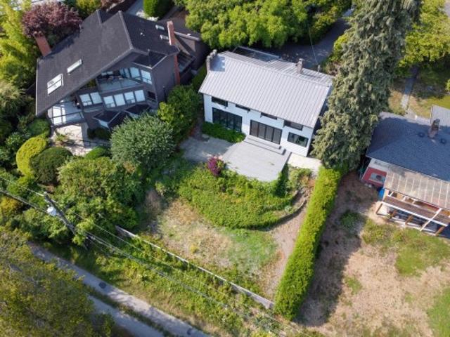 House for sale in West Vancouver, British Columbia